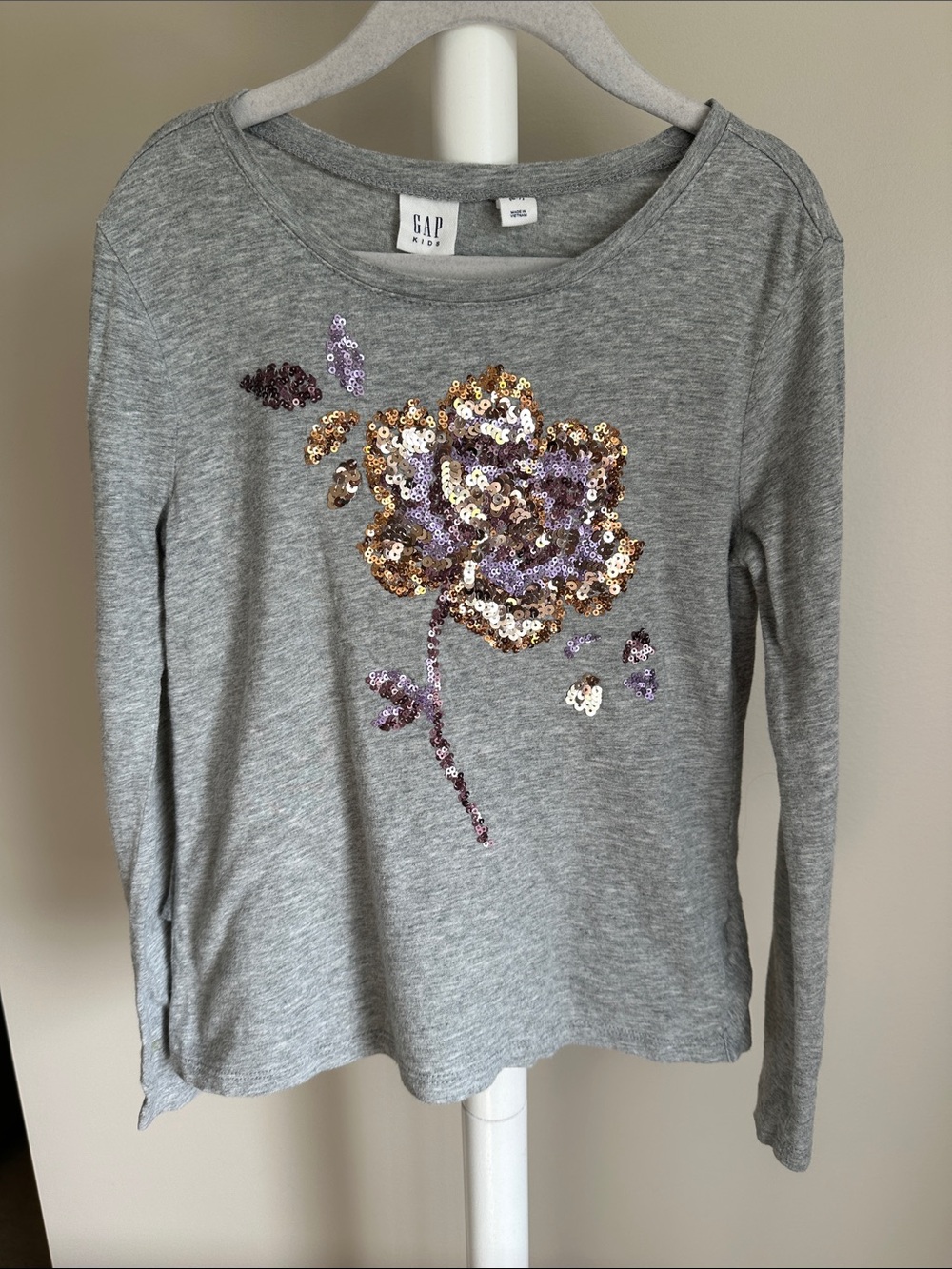 Gap Kids Long Sleeve Sequins Shirt Size Small (6-7)